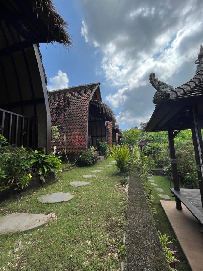 Holy Hills Bungalow Nusa Penida Batumadeg エクステリア 写真